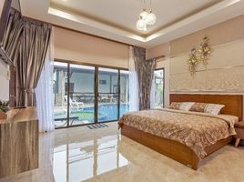 5 Schlafzimmer Villa zu vermieten im Baan Dusit Garden 6, Huai Yai