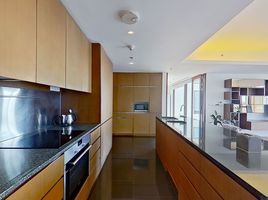 2 Bedroom Condo for rent at Hansar Rajdamri, Lumphini