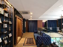 2 Bedroom Condo for rent at The Pillar, Khlong Tan Nuea