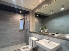 2 Bedroom Condo for sale at Riviera Up Condominium, Ban Mai, Pak Kret, Nonthaburi