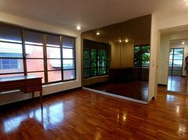 4 Bedroom Townhouse for rent in Phloen Chit BTS, Lumphini, Lumphini