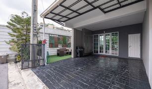 3 Bedrooms Townhouse for sale in Phra Khanong, Bangkok Bless Town Sukhumvit 50