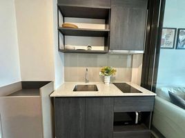 1 Bedroom Condo for rent at XT Huaikhwang, Din Daeng, Din Daeng