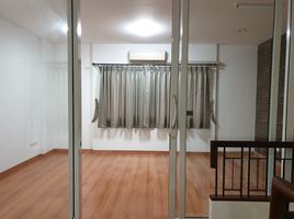 3 Schlafzimmer Reihenhaus zu vermieten im Vista Park Viphavadi, Talat Bang Khen