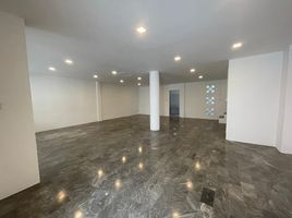 4 спален Таунхаус на продажу в Thanawan Place, Krathum Lom, Sam Phran