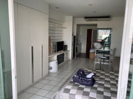 Studio Wohnung zu vermieten im Juldis River Mansion, Wat Sam Phraya