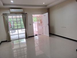 2 Schlafzimmer Reihenhaus zu vermieten im The Grand City Park, Krabi Yai, Mueang Krabi