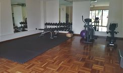 Fotos 2 of the Fitnessstudio at The Habitat Sukhumvit 53