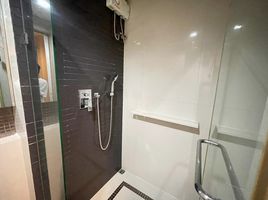 1 Bedroom Apartment for rent at Rhythm Phahol-Ari, Sam Sen Nai