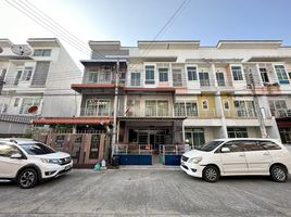 4 Bedroom Townhouse for sale at Baan Busara Phetkasem 81, Nong Khang Phlu, Nong Khaem