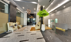 사진들 2 of the Reception / Lobby Area at The Rich Sathorn Wongwian Yai