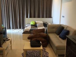 Studio Appartement zu verkaufen im Wongamat Tower, Na Kluea