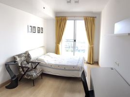 2 Bedroom Condo for rent at Supalai River Place, Bang Lamphu Lang, Khlong San