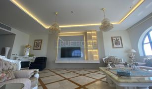 Квартира, 4 спальни на продажу в Al Majaz 2, Sharjah Majestic Tower