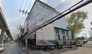 20 Bedrooms Whole Building for sale in Wang Thonglang, Bangkok 