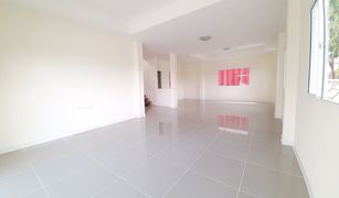 4 Bedrooms House for sale in O Ngoen, Bangkok Lanceo Watcharapol-Expressway