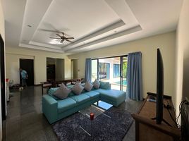 3 Bedroom Villa for rent in Wat Sawang Arom, Rawai, Rawai