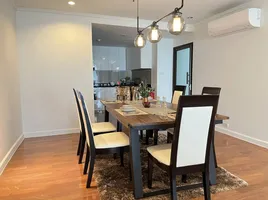 2 Schlafzimmer Appartement zu vermieten im Mayfair Garden, Khlong Toei