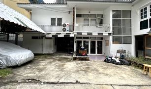 4 Bedrooms House for sale in Rong Mueang, Bangkok 