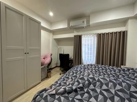 3 Bedroom House for sale at Thanapat Haus Sathorn-Narathiwas, Chong Nonsi