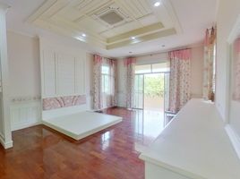 8 Bedroom Villa for sale in Ton Pao, San Kamphaeng, Ton Pao