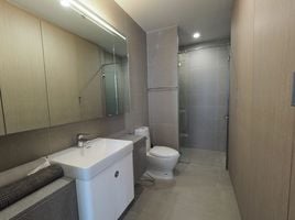 1 Schlafzimmer Appartement zu vermieten im Noble Ploenchit, Lumphini