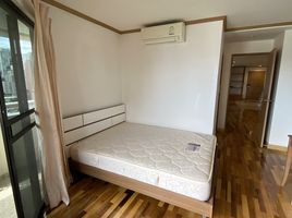 3 Schlafzimmer Appartement zu vermieten im Baan Suanpetch, Khlong Tan Nuea