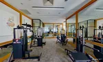 Gym commun at Langsuan Ville