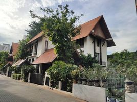 4 Bedroom House for rent at Baan Ruen Mani, Chomphon, Chatuchak, Bangkok