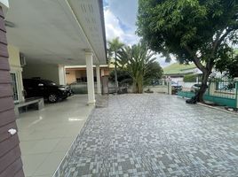 4 Schlafzimmer Villa zu verkaufen im Pornthep Garden Ville 3/1, Nong Prue, Pattaya