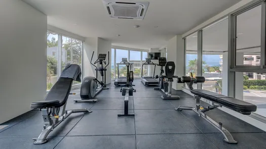 图片 1 of the Fitnessstudio at Sands Condominium