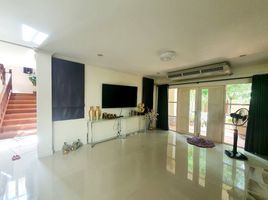 6 Bedroom House for sale at Thepthanee Phuket, Ratsada