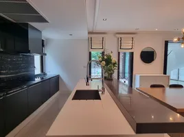 3 Bedroom Condo for rent at Baan Lux-Sathon, Chong Nonsi