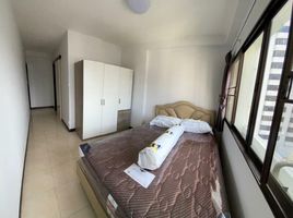 2 Schlafzimmer Wohnung zu vermieten im Saranjai Mansion, Khlong Toei