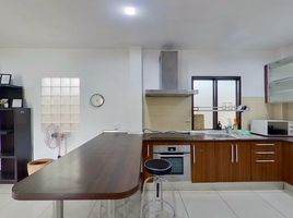 4 Bedroom House for sale in Chiang Mai Night Bazaar, Chang Khlan, Chang Moi
