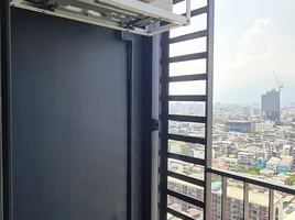 Студия Кондо на продажу в Ideo Sathorn Wongwianyai, Khlong Ton Sai, Кхлонг Сан, Бангкок, Таиланд