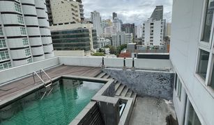 曼谷 Khlong Toei Nuea 15 Sukhumvit Residences 4 卧室 顶层公寓 售 