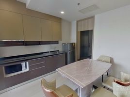 2 Schlafzimmer Wohnung zu vermieten im Noble Ploenchit, Lumphini