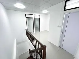 3 спален Вилла for rent in Бангкок, Bang Chak, Пхра Кханонг, Бангкок