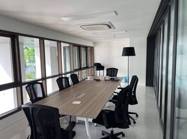 166 ตรม. Office for rent at ฟลอร่าวิลล์ คอนโดมิเนียม, สวนหลวง