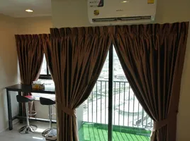 Студия Кондо в аренду в Plum Condo Central Station, Sao Thong Hin, Bang Yai