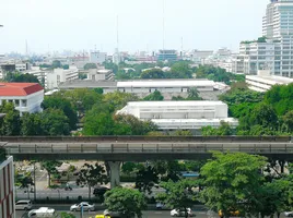 คอนโด 1 ห้องนอน ให้เช่า ในโครงการ ริทึ่ม รางน้ำ, ถนนพญาไท