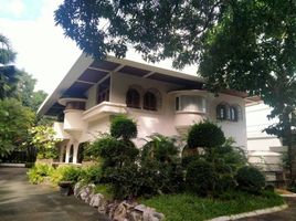 5 Schlafzimmer Haus zu vermieten in Ekkamai BTS, Phra Khanong, Khlong Tan Nuea