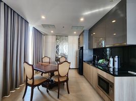 2 Schlafzimmer Appartement zu verkaufen im Noble Ploenchit, Lumphini, Pathum Wan, Bangkok