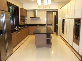 4 Bedroom Villa for rent at Baan Sukhumvit 18, Khlong Toei