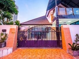 3 Schlafzimmer Haus zu vermieten in Jomtien Beach Central, Nong Prue, Nong Prue