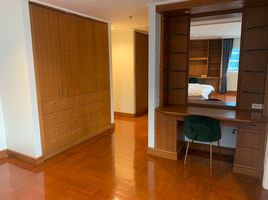 3 Bedroom Condo for sale at Kallista Mansion, Khlong Toei Nuea