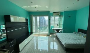 1 Bedroom Condo for sale in Thanon Phet Buri, Bangkok Condolette Ize Ratchathewi