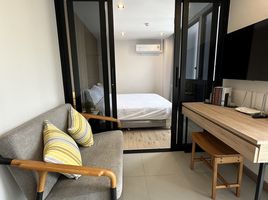 1 Schlafzimmer Wohnung zu vermieten im Kanika Suites, Lumphini