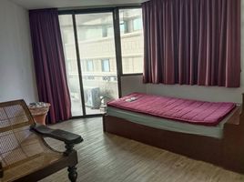 2 спален Кондо в аренду в Regent Royal Place 1, Lumphini